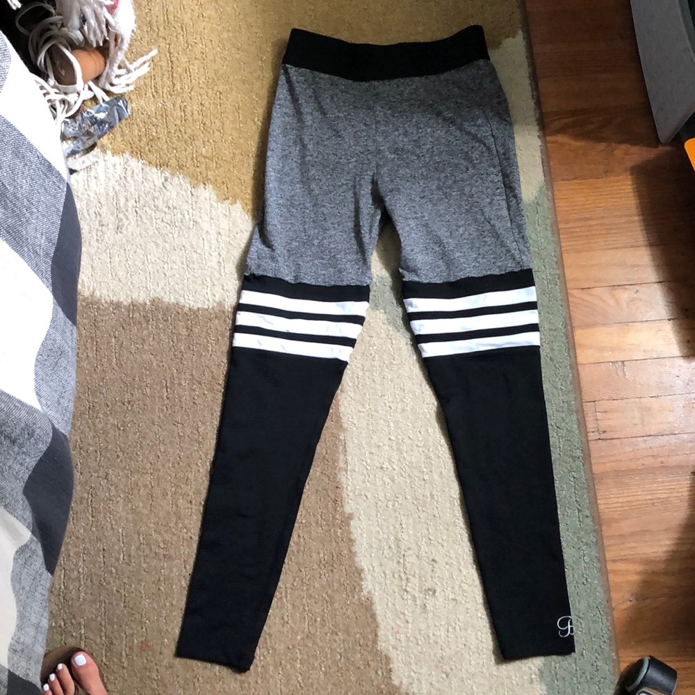 Bombshell Fitness leggings